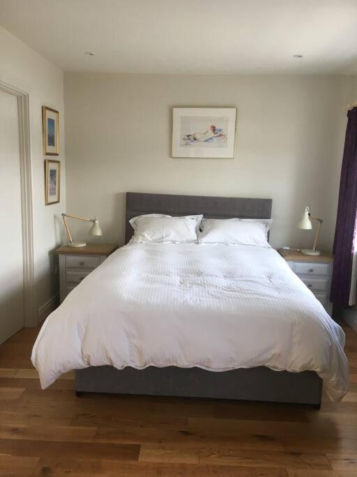 2 Quay Road, Killala. Stunning Sea Front Cottage Eksteriør bilde
