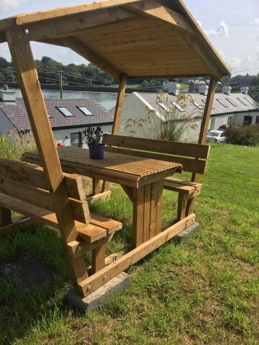 2 Quay Road, Killala. Stunning Sea Front Cottage Eksteriør bilde