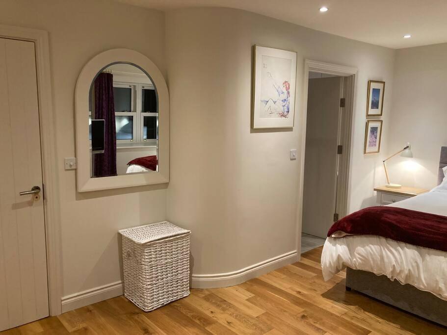 2 Quay Road, Killala. Stunning Sea Front Cottage Eksteriør bilde